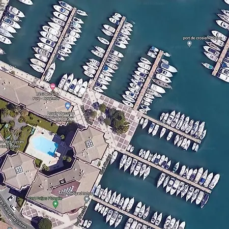 Super Comfy Port Piscine 2 6 Personnes Apartment Frejus