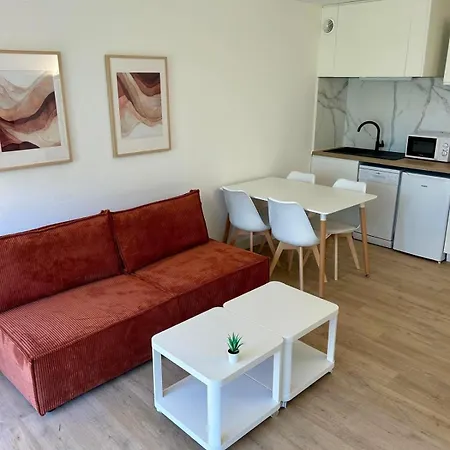 Super Comfy Port Piscine 2 6 Personnes * Fréjus